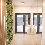 Apartamento Modern One-bedroom With Balcony - Cometei Cluj-Napoca